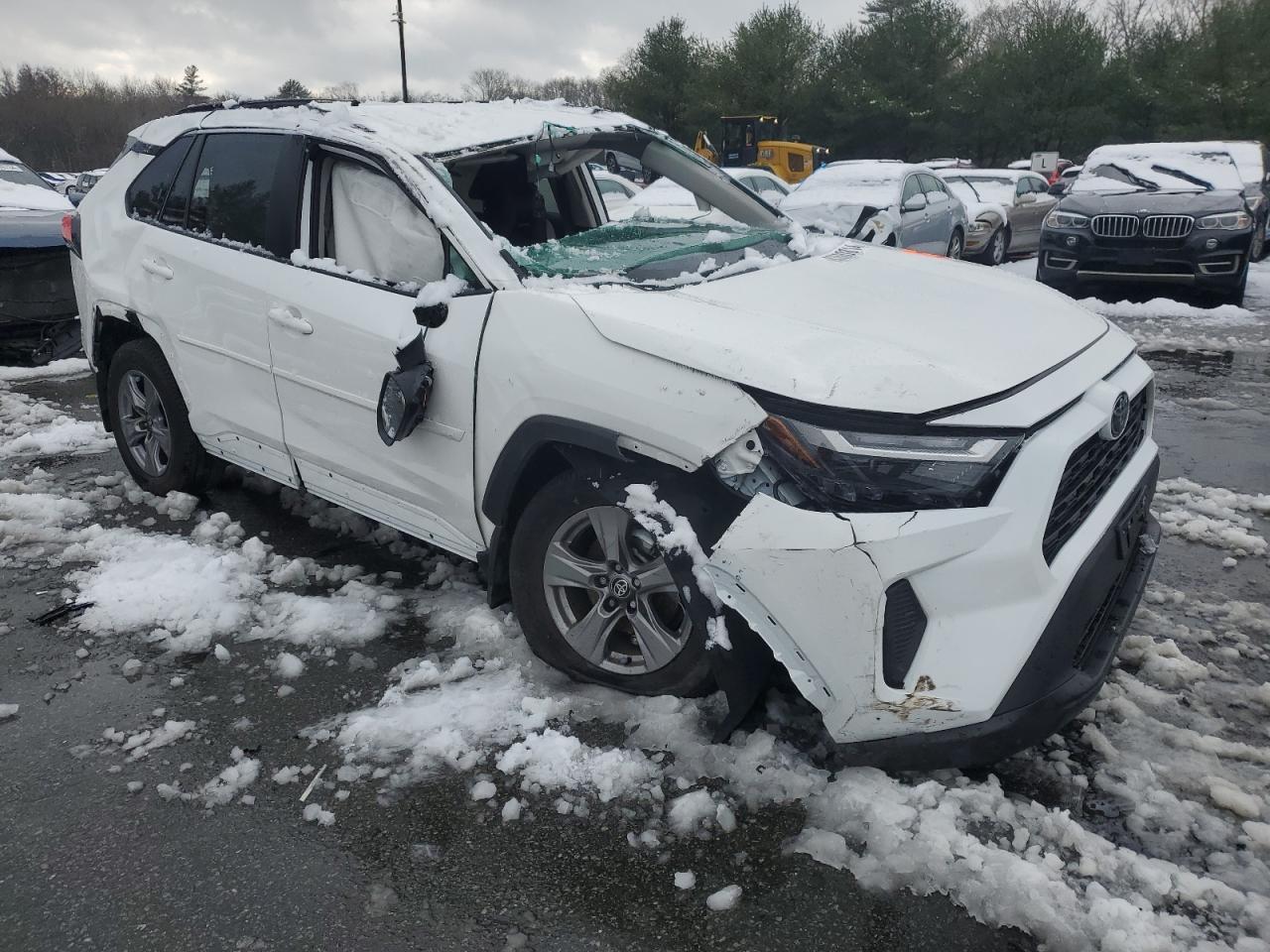 2024 TOYOTA RAV4 XLE VIN:2T3P1RFV6RC394956