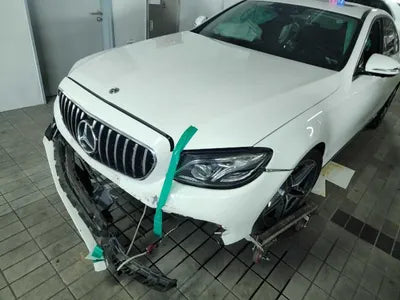 2018 Mercedes-Benz E 300 VIN: