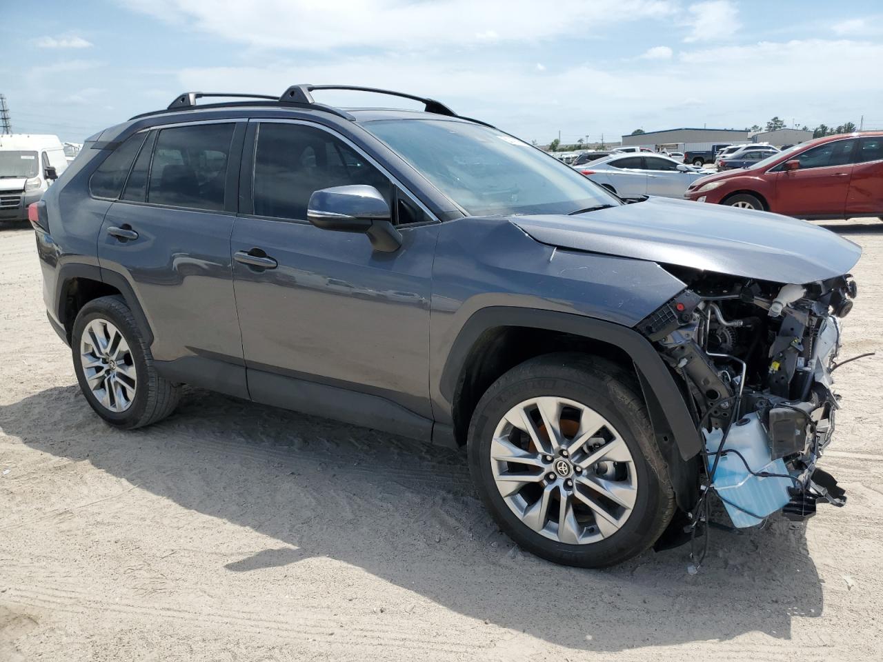 2024 TOYOTA RAV4 XLE PREMIUM VIN:2T3C1RFV2RC293704