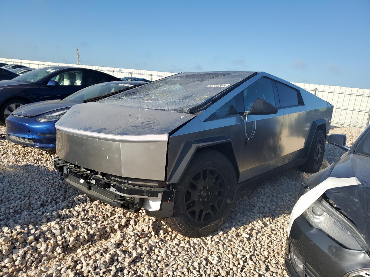 2024 TESLA CYBERTRUCK  VIN:7G2CEHED4RA017370