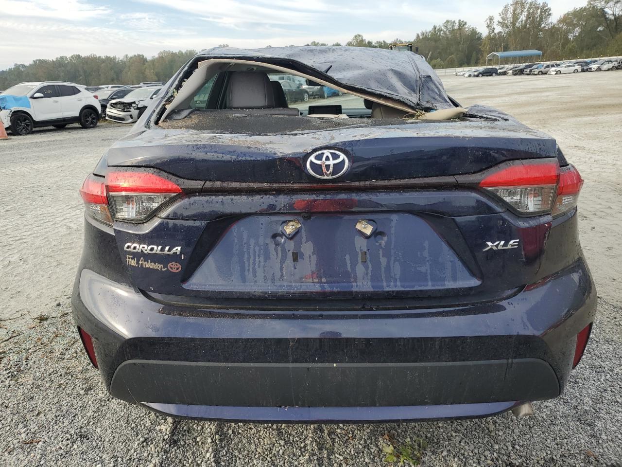 2022 TOYOTA COROLLA XLE VIN:5YFFPMAE2NP323731