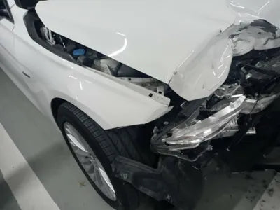 2017 BMW 320 000WBA8A9101HK823 VIN:000WBA8A9101HK823