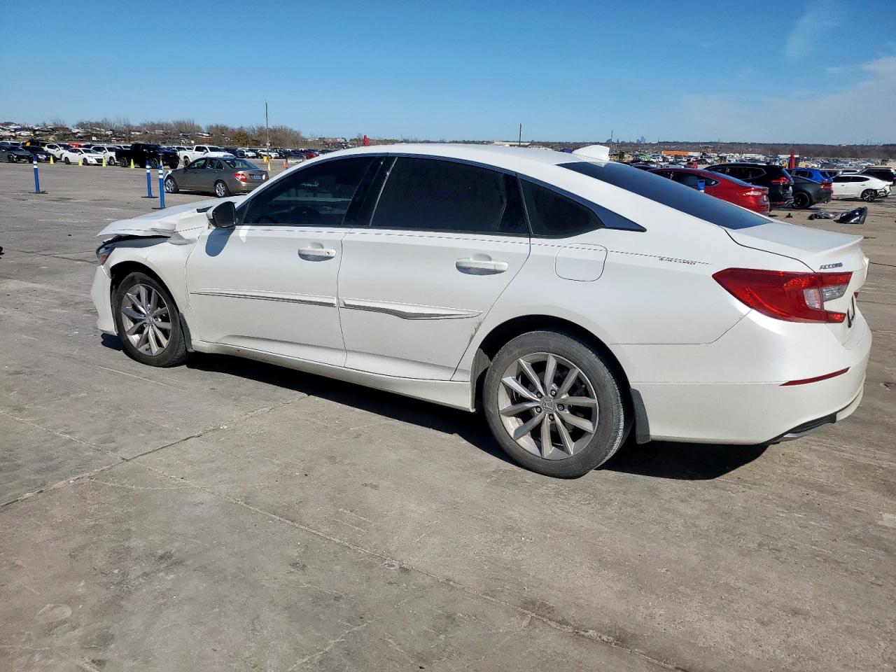 2022 HONDA ACCORD LX VIN:1HGCV1F12NA045495