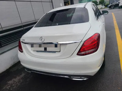 2015 Mercedes-Benz C 200 VIN: