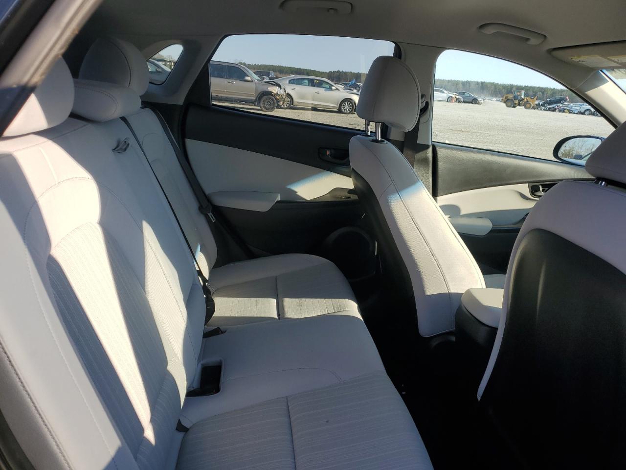 2022 HYUNDAI KONA SEL VIN:KM8K62AB3NU753066