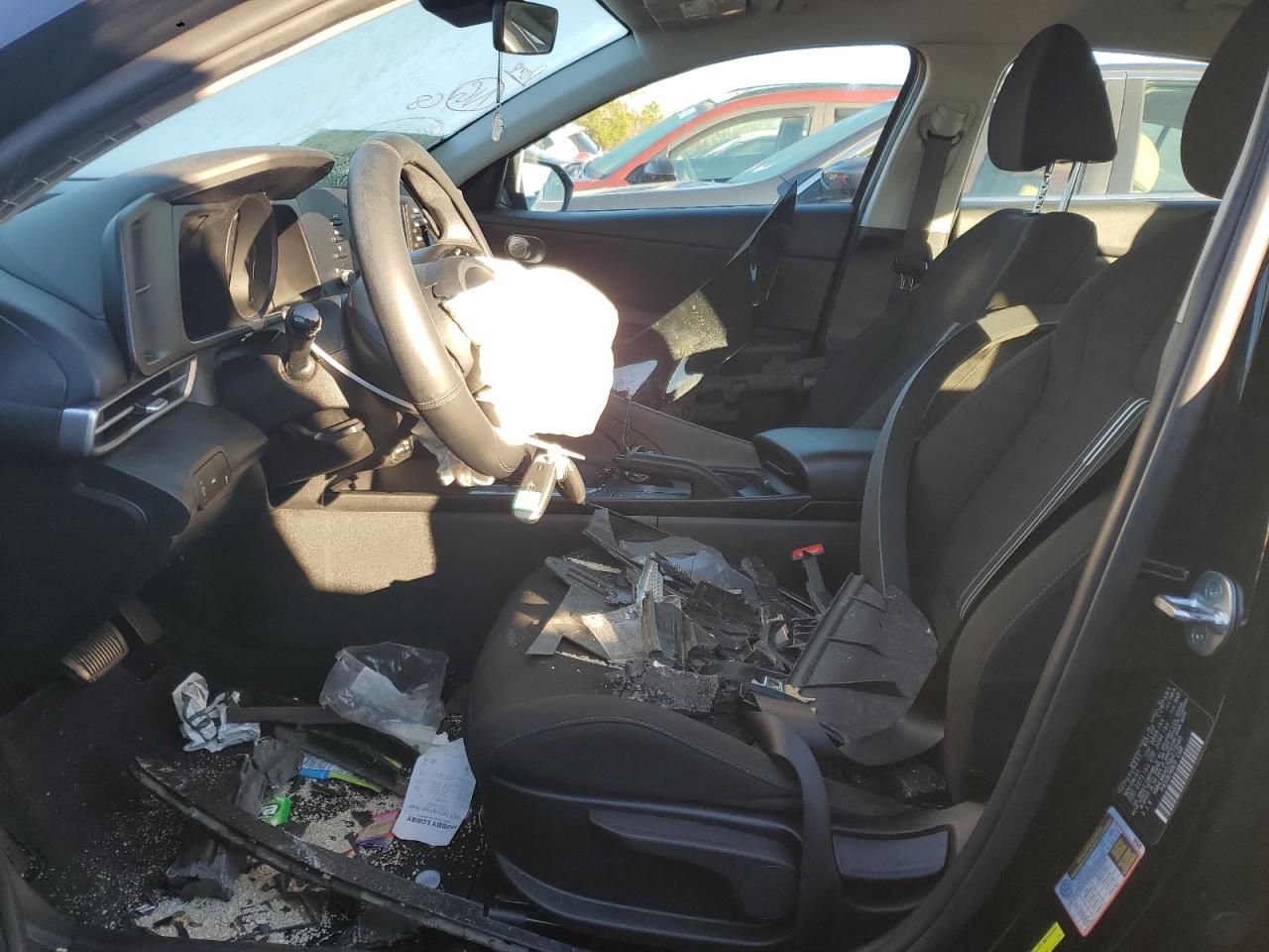 2022 HYUNDAI ELANTRA SEL VIN:KMHLM4AG7NU273565