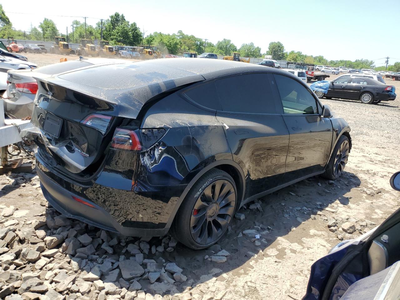 2022 TESLA MODEL Y  VIN:7SAYGDEF5NF454159