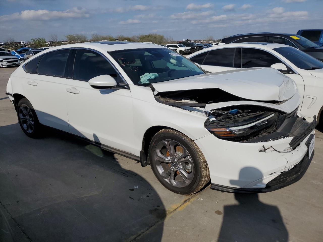 2024 HONDA ACCORD EX VIN:1HGCY1F32RA023527