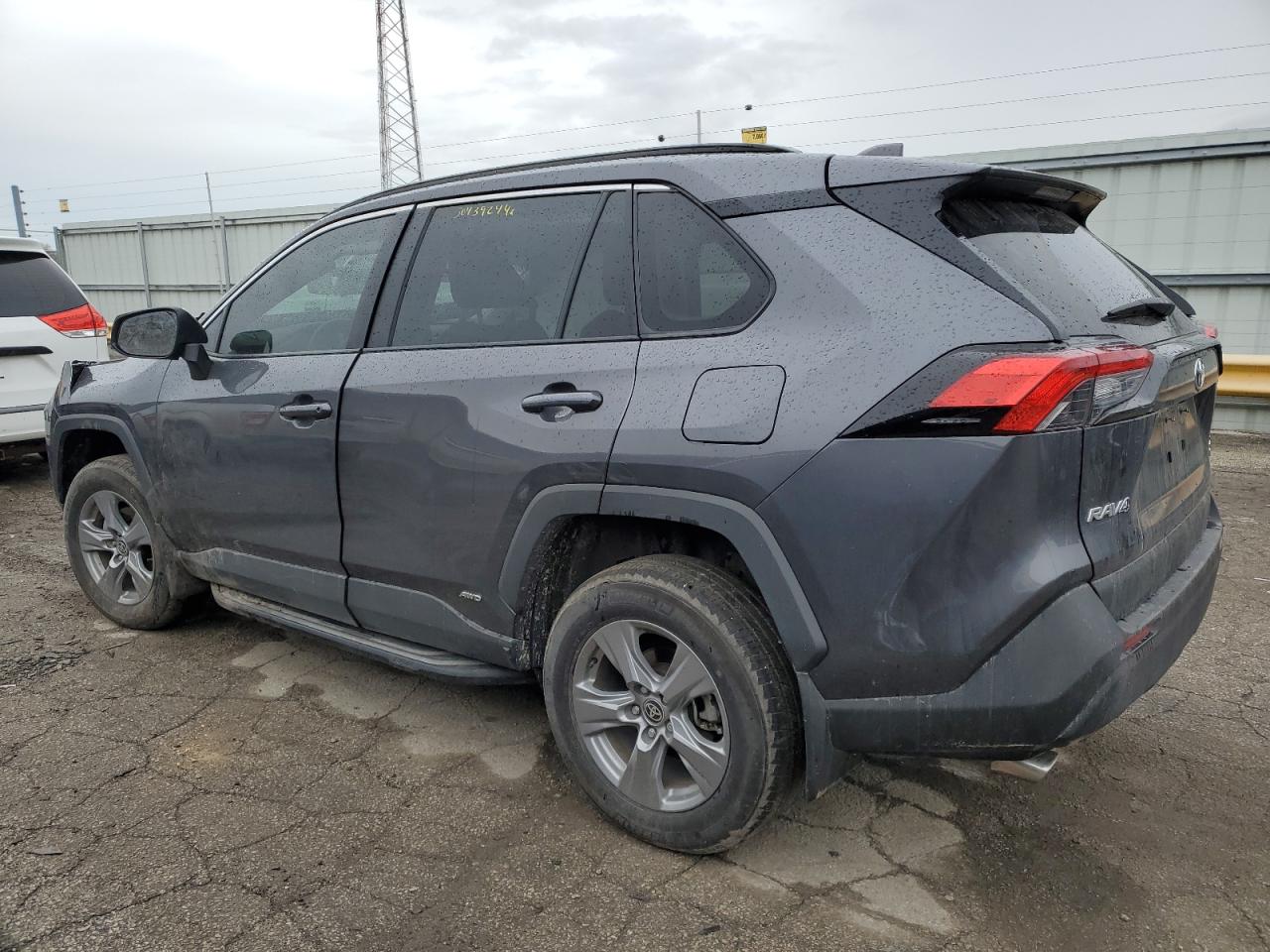 2022 TOYOTA RAV4 XLE VIN:4T3RWRFV2NU73483