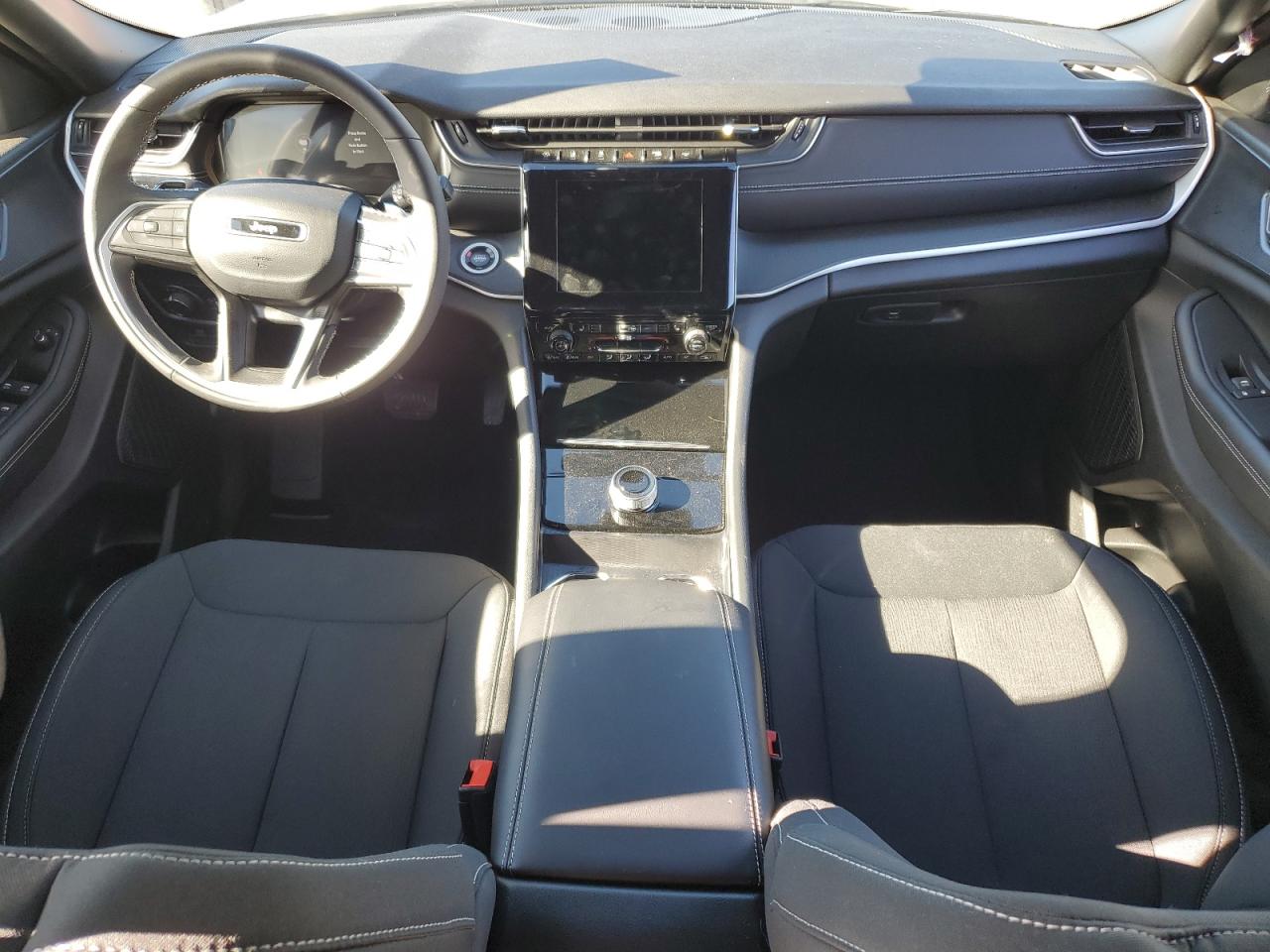 2024 JEEP GRAND CHEROKEE LAREDO VIN:1C4RJHAG5R8592735