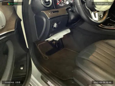 2019 Mercedes-Benz E 300 WDDZF4KB5KA677981 VIN:WDDZF4KB5KA677981