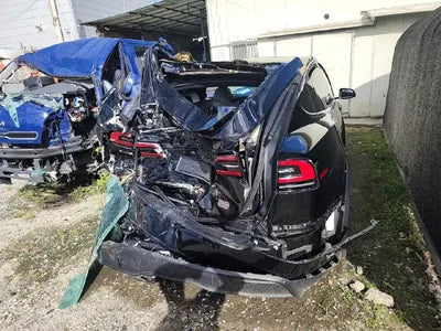 2023 Tesla Model X VIN: