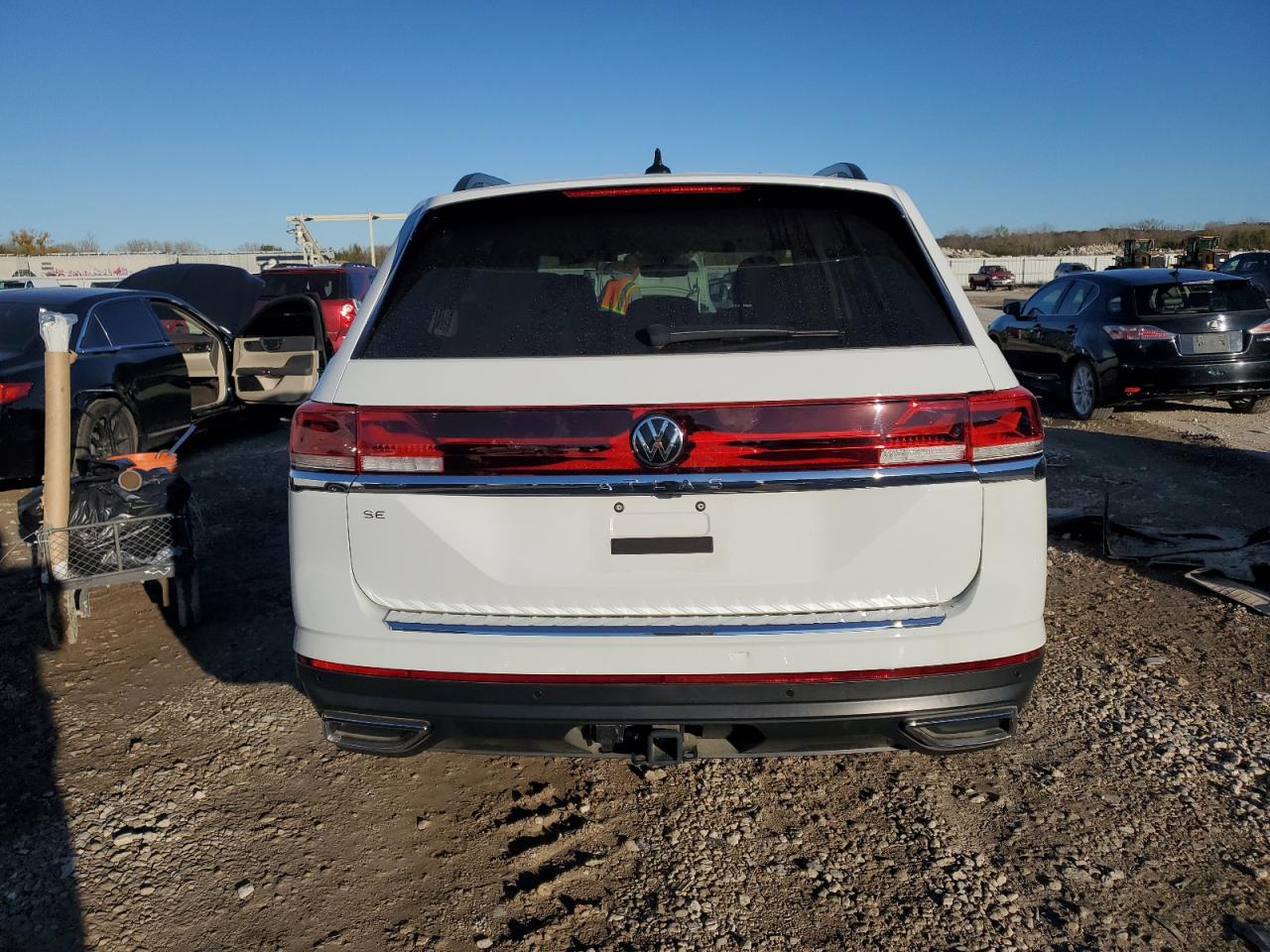 2024 VOLKSWAGEN ATLAS SE VIN:1V2WR2CA4RC536850