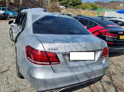 2016 Mercedes-Benz E 220 WDDHF0AB8GB238300 VIN:WDDHF0AB8GB238300