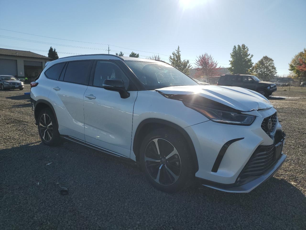 2022 TOYOTA HIGHLANDER XSE VIN:5TDJZRBH3NS221887