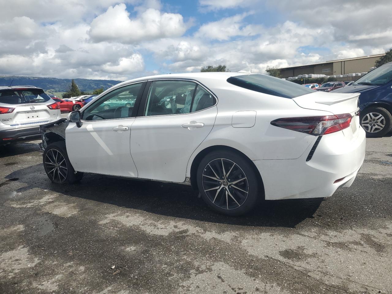 2022 TOYOTA CAMRY SE VIN:4T1G11AK8NU621760