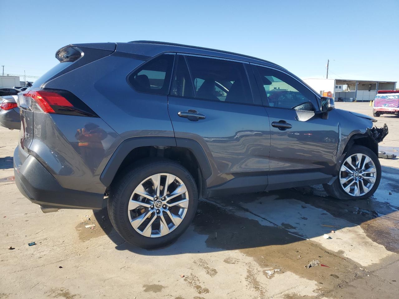 2022 TOYOTA RAV4 XLE PREMIUM VIN:2T3C1RFV2NC176280