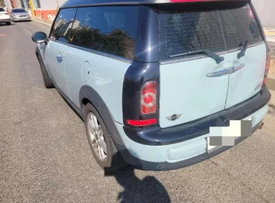 2014 MINI Clubman VIN: