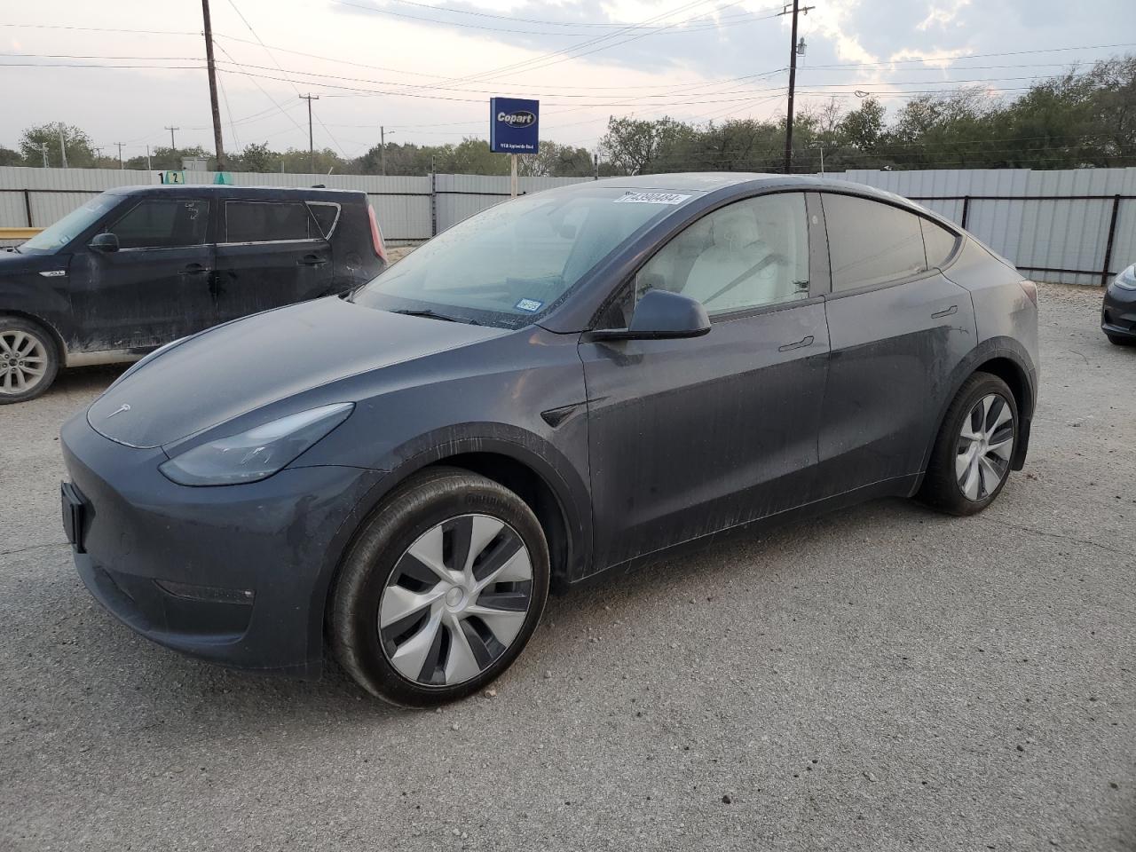 2023 TESLA MODEL Y  VIN:7SAYGAEEXPF882902