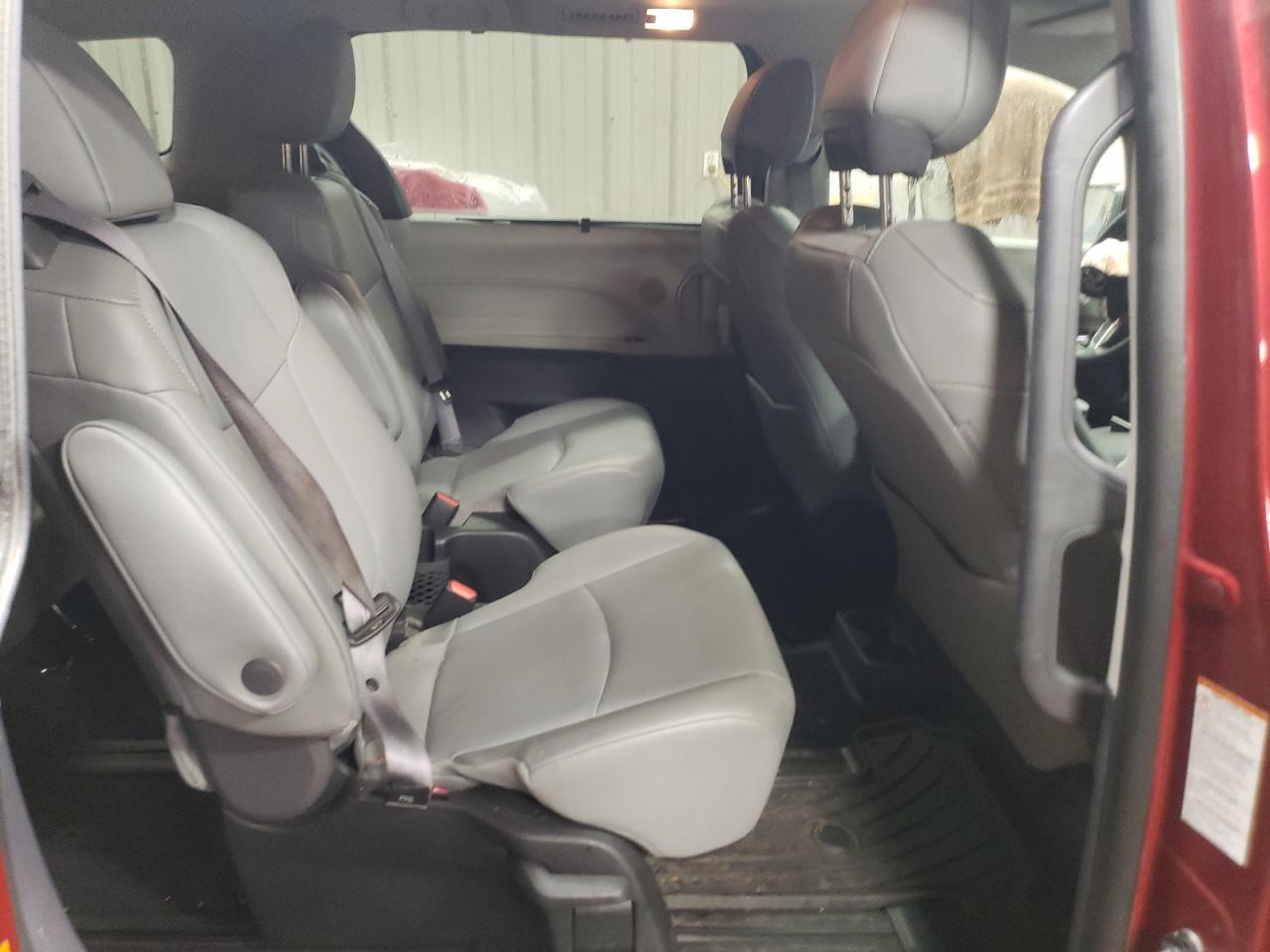 2023 TOYOTA SIENNA XLE VIN:5TDYSKFC4PS077858