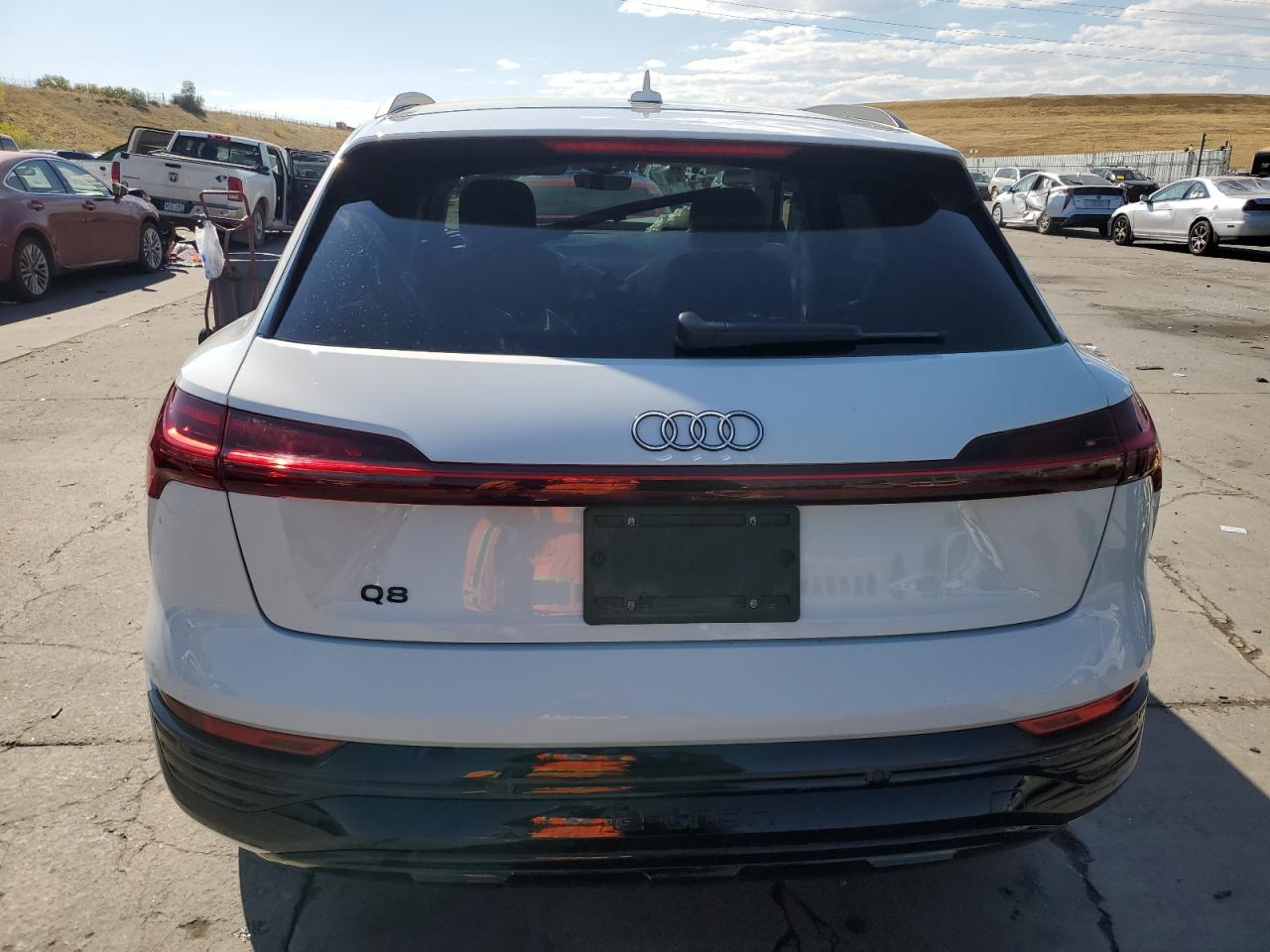 2024 AUDI Q8 E-TRON PREMIUM VIN:WA14AAGE2RB019540