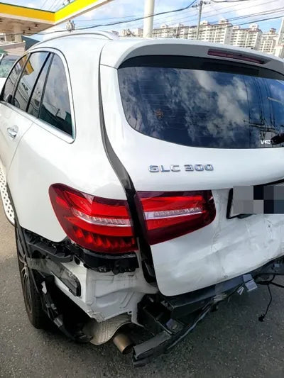 2019 Mercedes-Benz GLC 300 VIN: