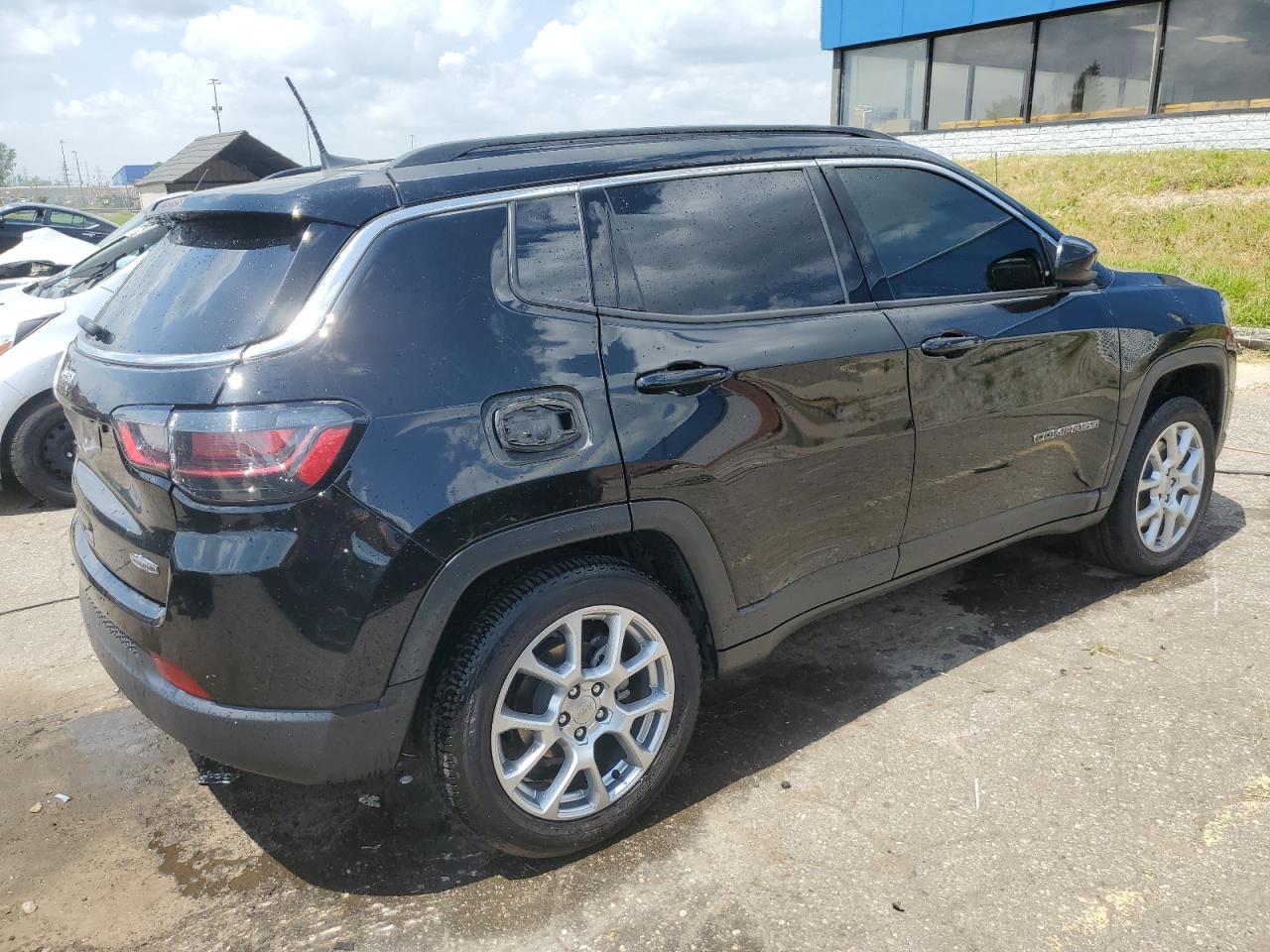 2023 JEEP COMPASS LATITUDE LUX VIN:3C4NJDFN3PT501474