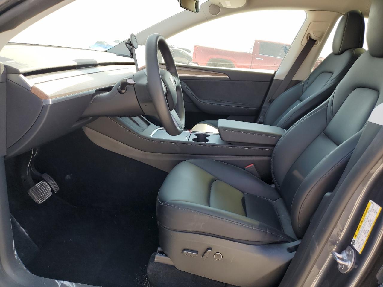 2023 TESLA MODEL Y  VIN:7SAYGDEE2PA118556