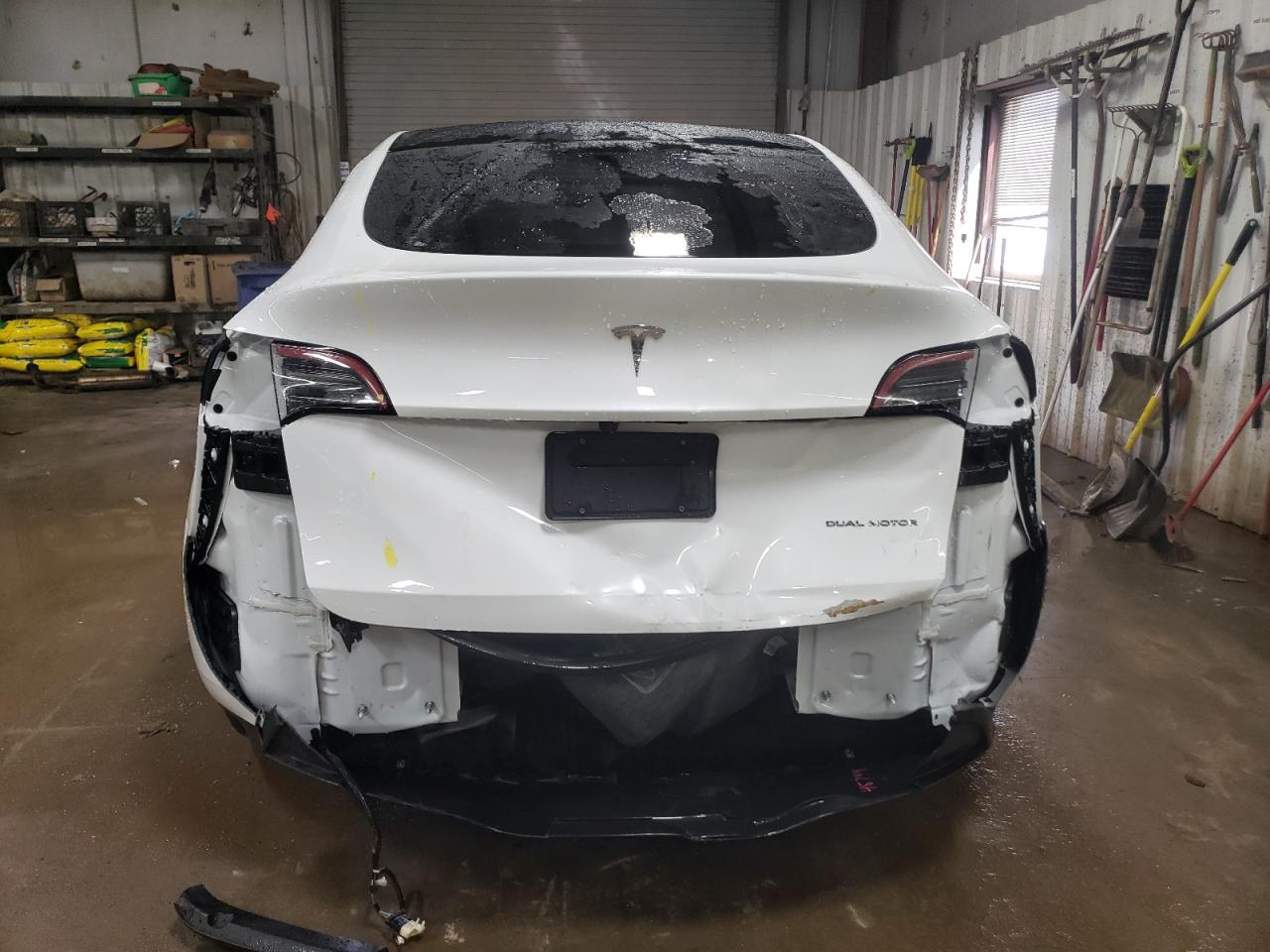2023 TESLA MODEL Y  VIN:7SAYGDEE6PF806434