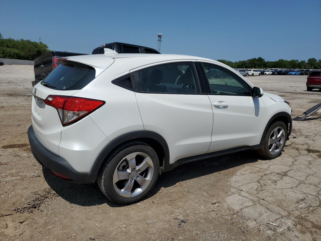 2022 HONDA HR-V LX VIN:3CZRU5H3XNM720900