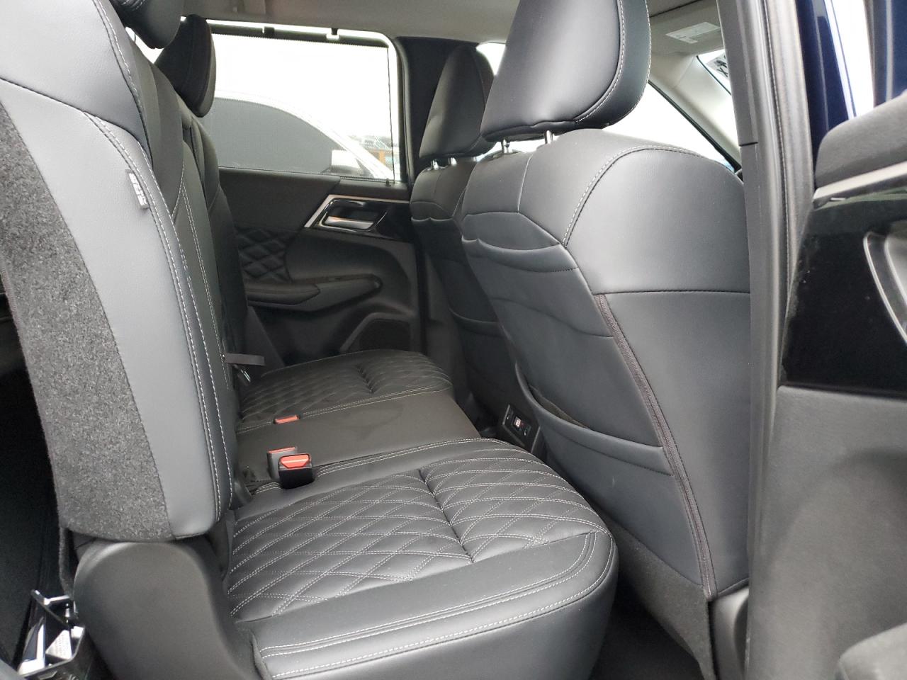 2024 MITSUBISHI OUTLANDER SEL VIN:JA4J4WA89RZ032674