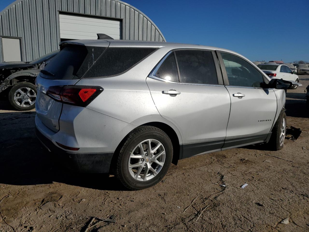 2022 CHEVROLET EQUINOX LT VIN:2GNAXJEV3N6131620