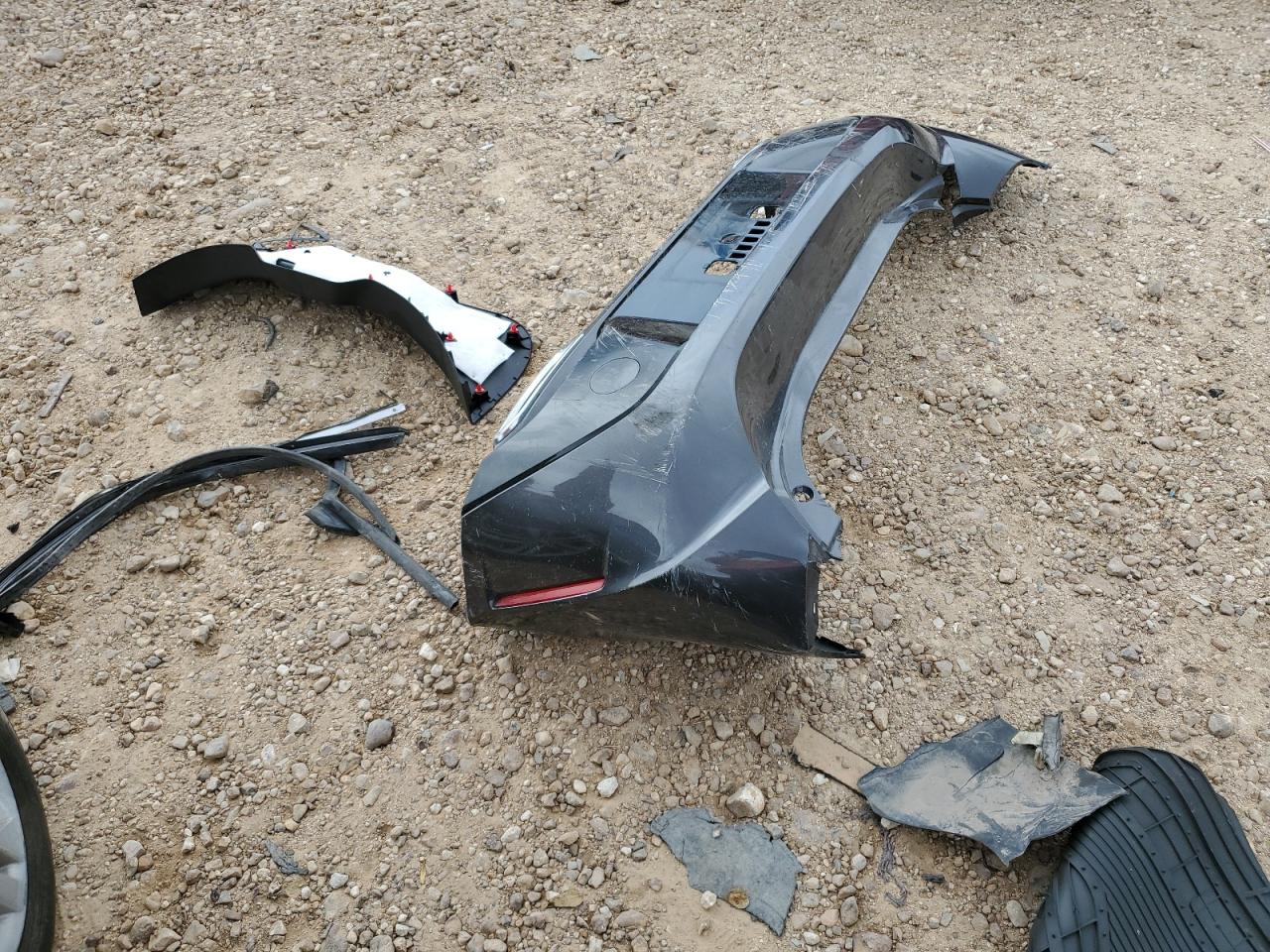 2022 TOYOTA COROLLA SE VIN:JTND4MBE2N3180198