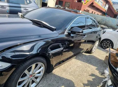 2015 Jaguar XJS VIN: