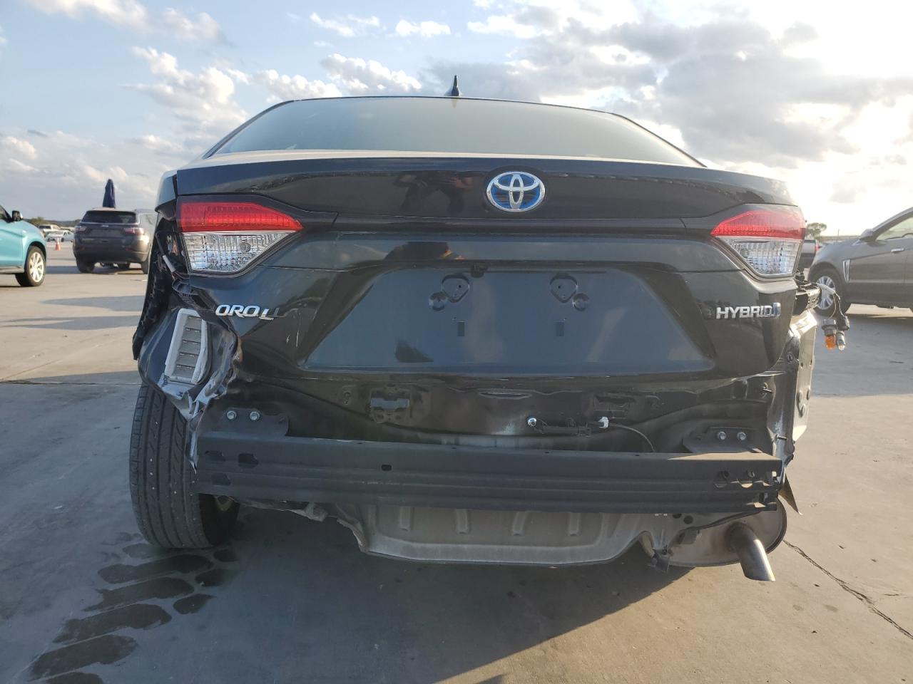 2022 TOYOTA COROLLA LE VIN:JTDEAMDE5NJ049390