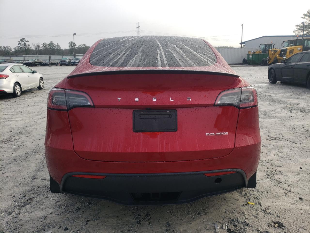 2024 TESLA MODEL Y  VIN:7SAYGDEF0RA265342