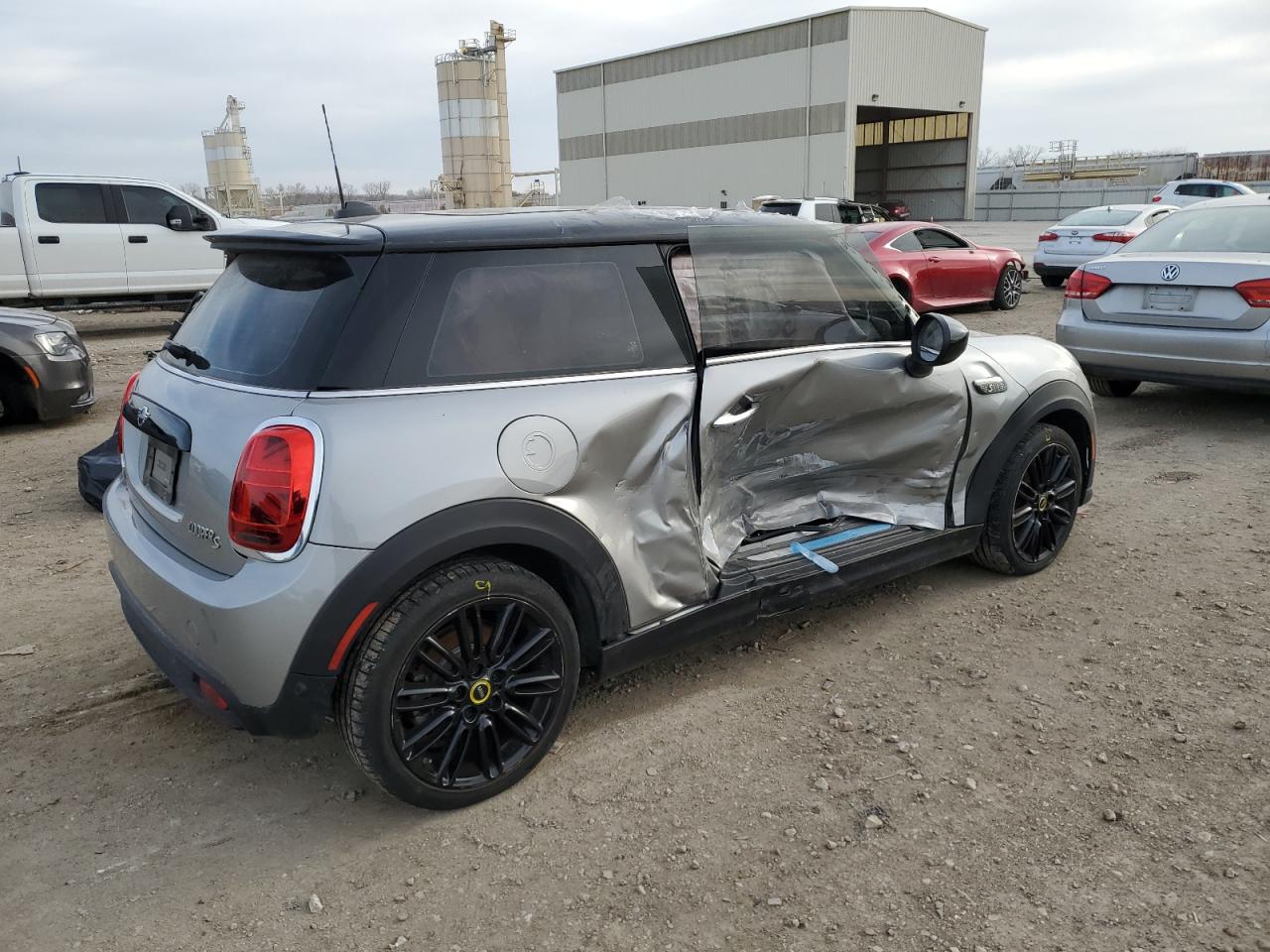 2024 MINI COOPER SE VIN:WMW13DJ09R2V40611