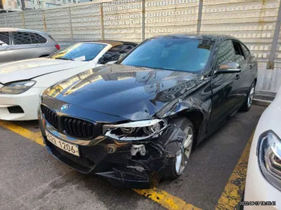 2018 BMW 320 418KMWBA8T5108JB2 VIN:418KMWBA8T5108JB2