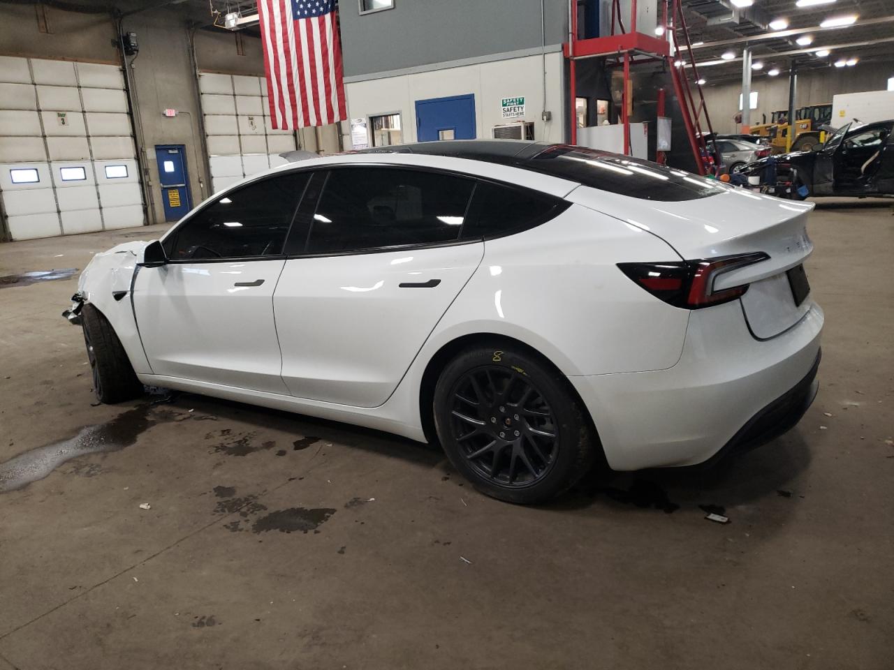 2024 TESLA MODEL 3  VIN:5YJ3E1EB8RF827712