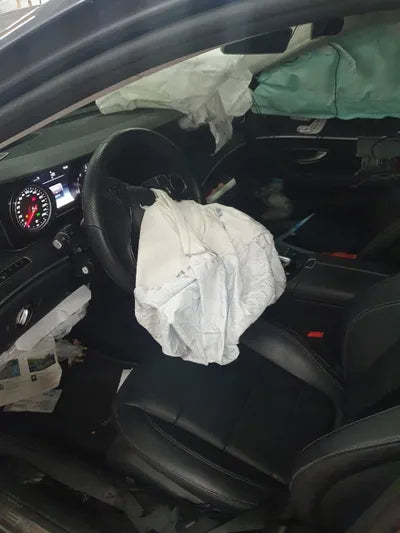 2018 Mercedes-Benz E 220 WDDZF0EB7JA450990 VIN:WDDZF0EB7JA450990