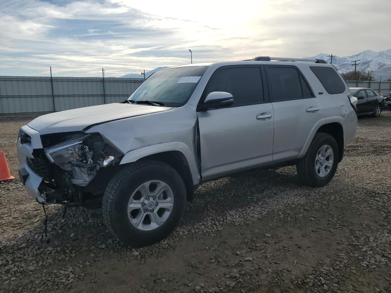 2024 TOYOTA 4RUNNER SR5/SR5 PREMIUM VIN:JTENU5JR0R6221334