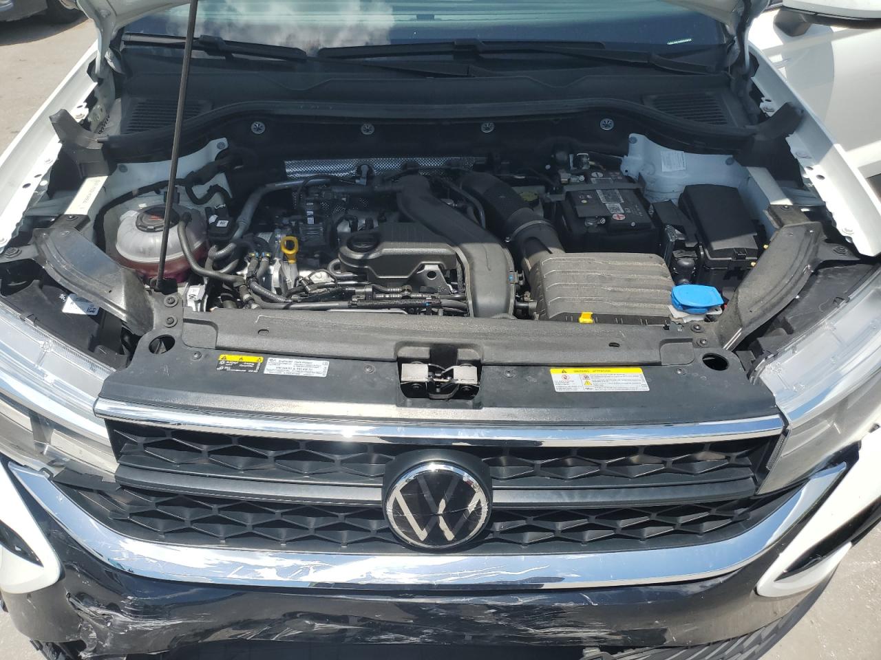 2022 VOLKSWAGEN TAOS SE VIN:3VVRX7B22NM098822