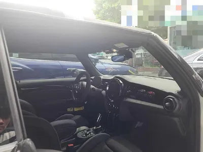 2021 MINI Cooper VIN: