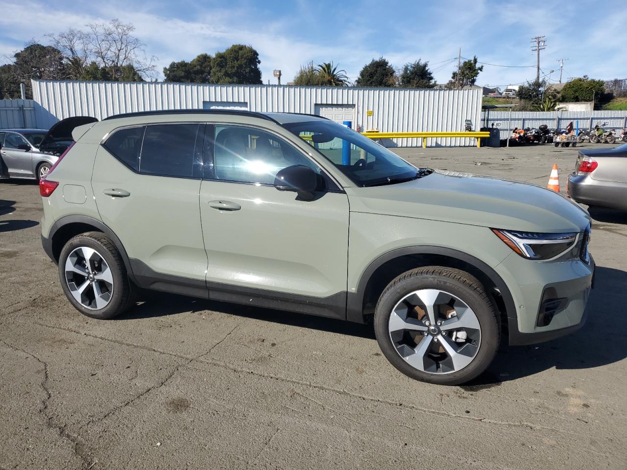 2024 VOLVO XC40 PLUS VIN:YV4L12UL7R2372833