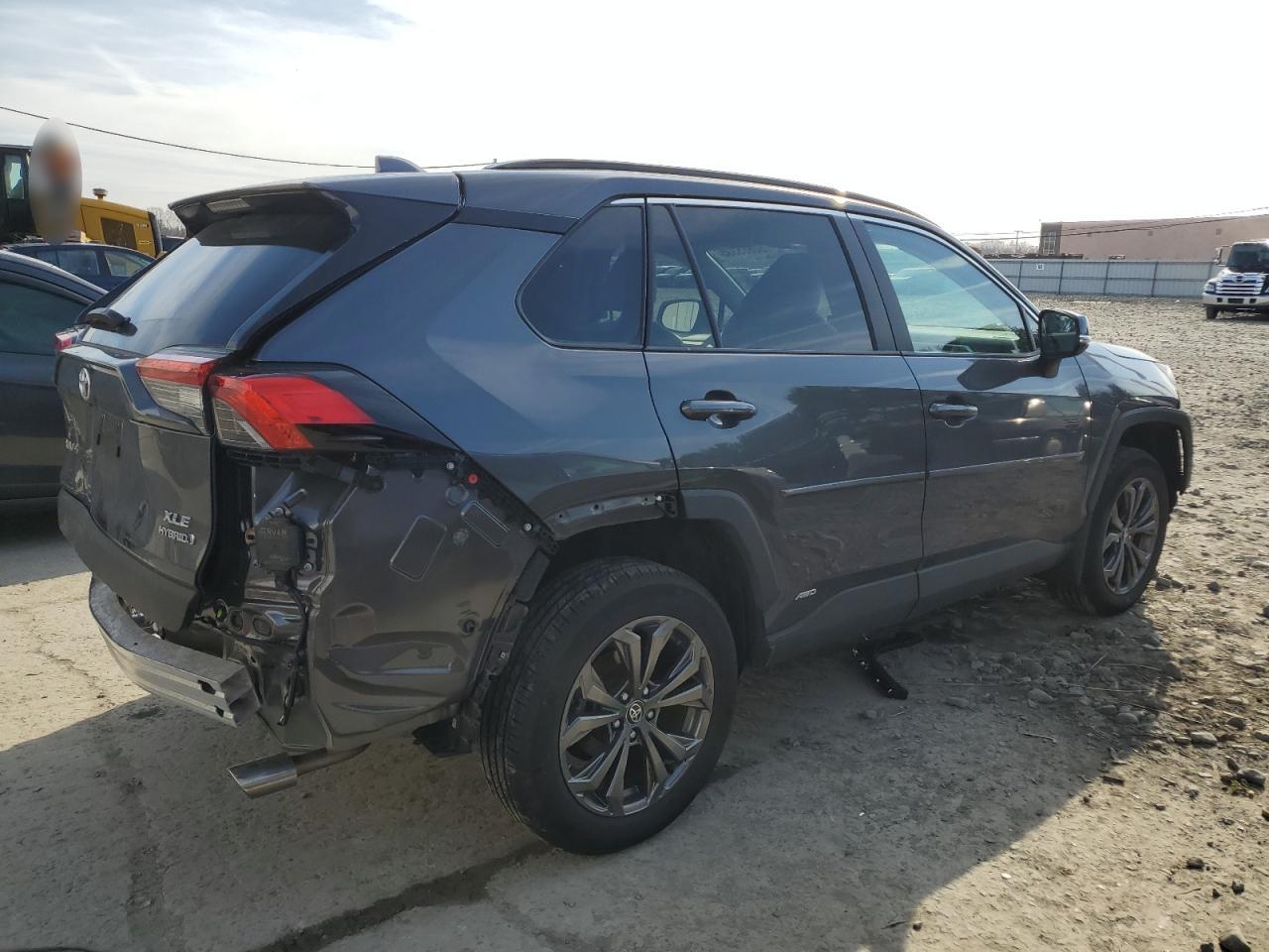 2024 TOYOTA RAV4 XLE PREMIUM VIN:2T3B6RFV6RW071873