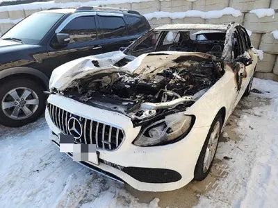 2017 Mercedes-Benz E 220 VIN: