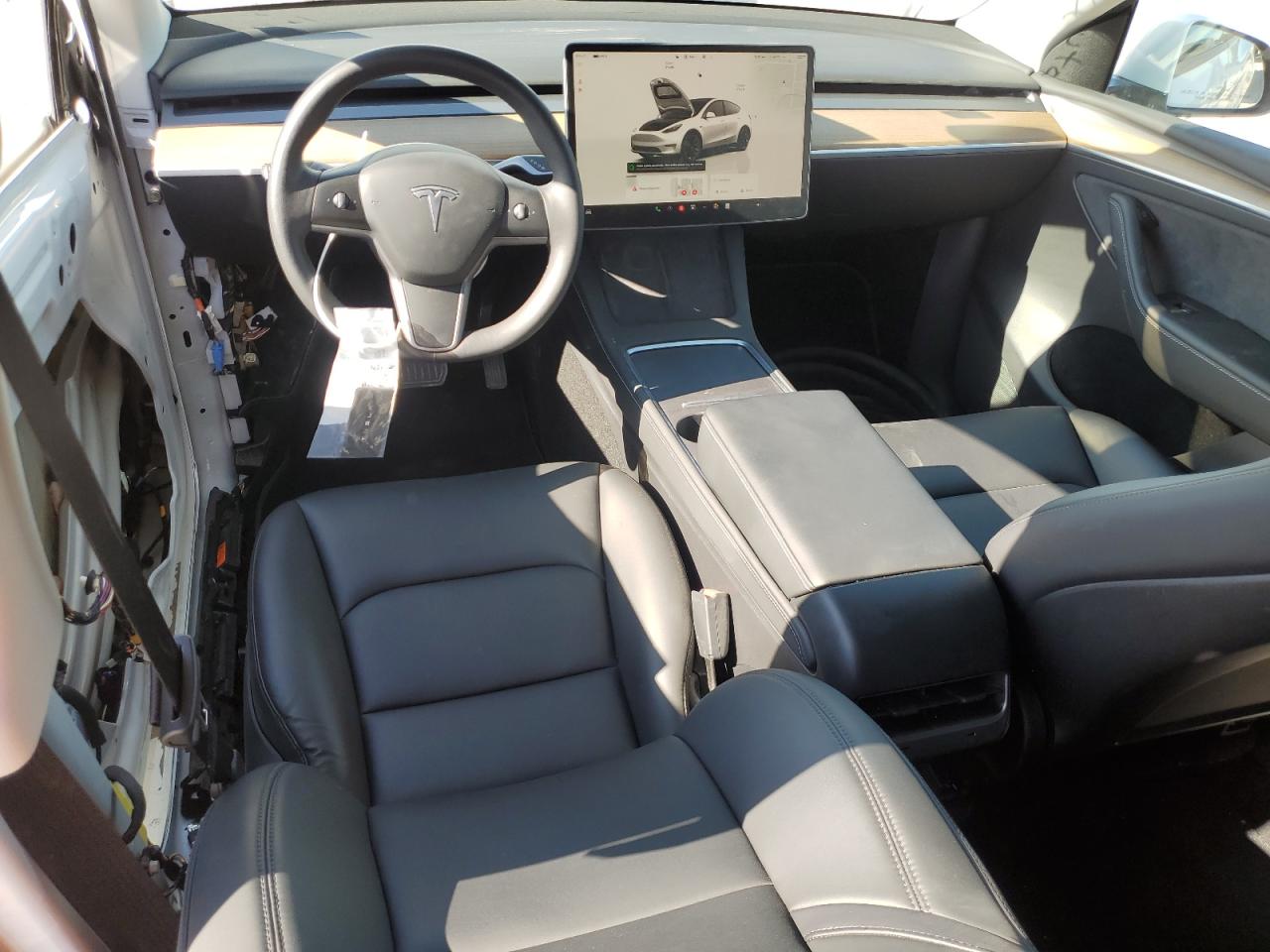 2023 TESLA MODEL Y  VIN:7SAYGDEE4PA071028