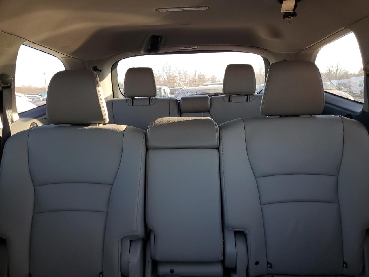 2022 HONDA PILOT TOURING VIN:5FNYF6H91NB010147