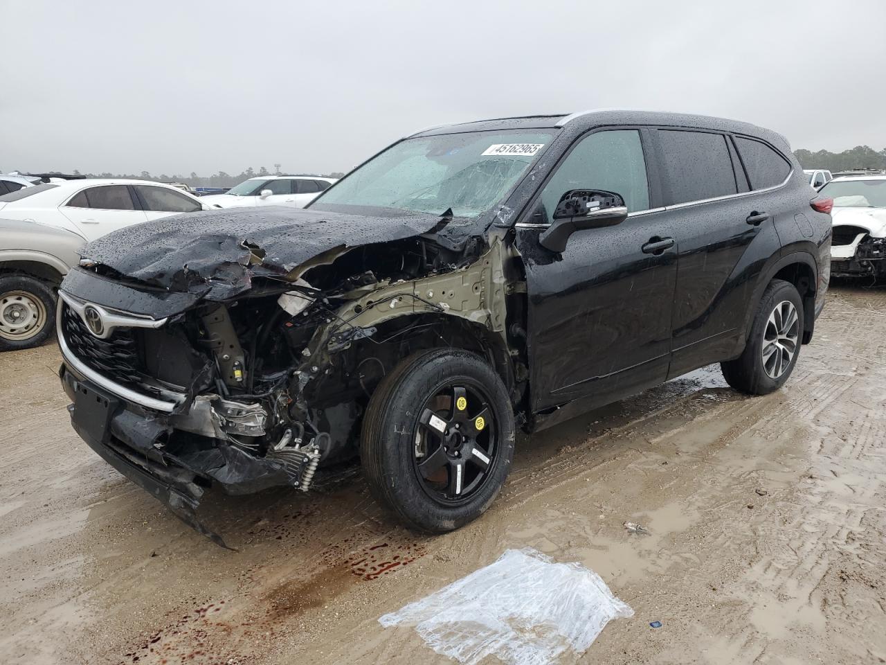 2022 TOYOTA HIGHLANDER XLE VIN:5TDGZRBH5NS244954