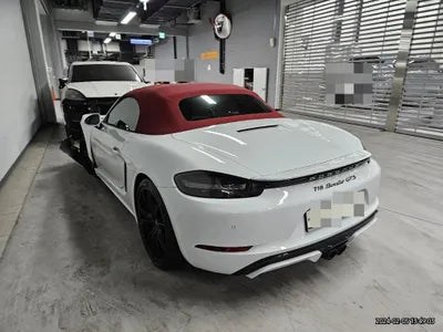 2019 Porsche Boxster VIN: